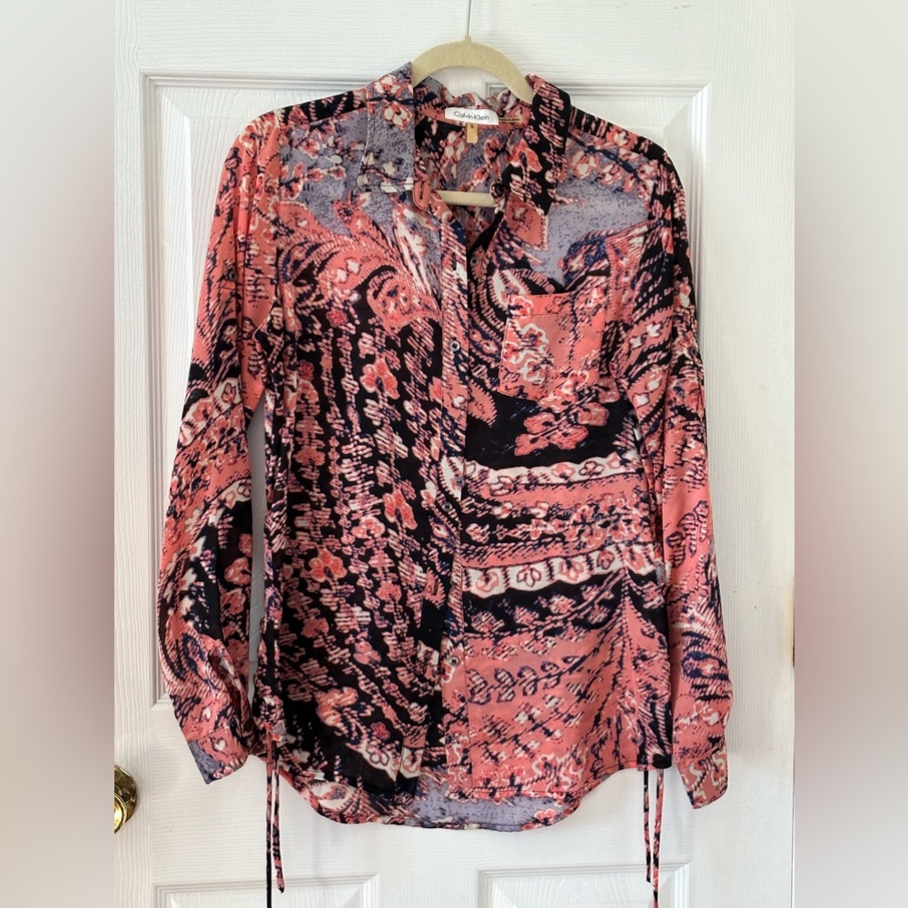 Calvin Klein blouse S